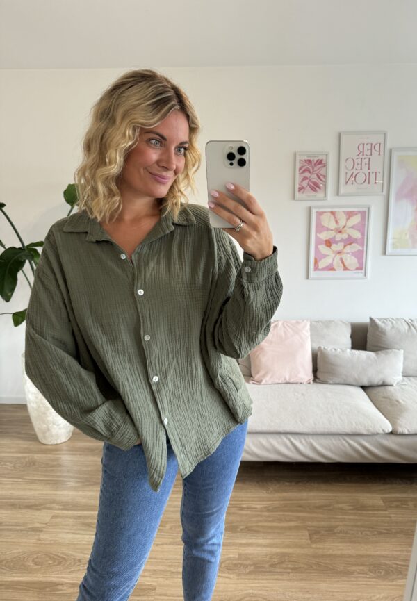 Musselinbluse kurz khaki