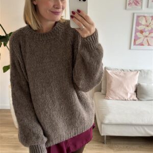 Kuschelpulli Greta braun 1