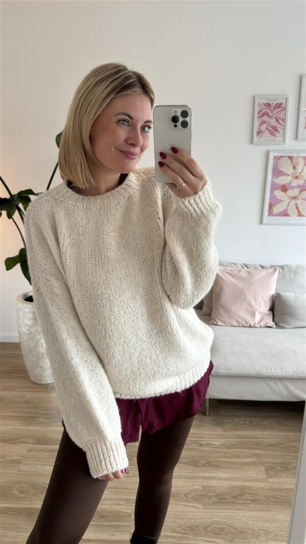 Kuschelpulli Greta creme 1