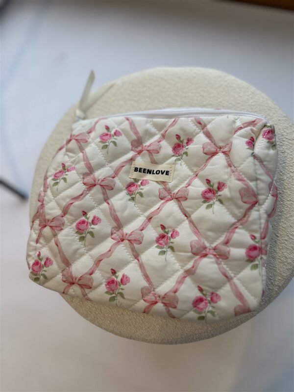 Kosmetiktasche 1