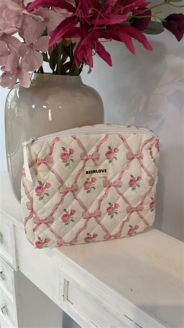 Kosmetiktasche 2