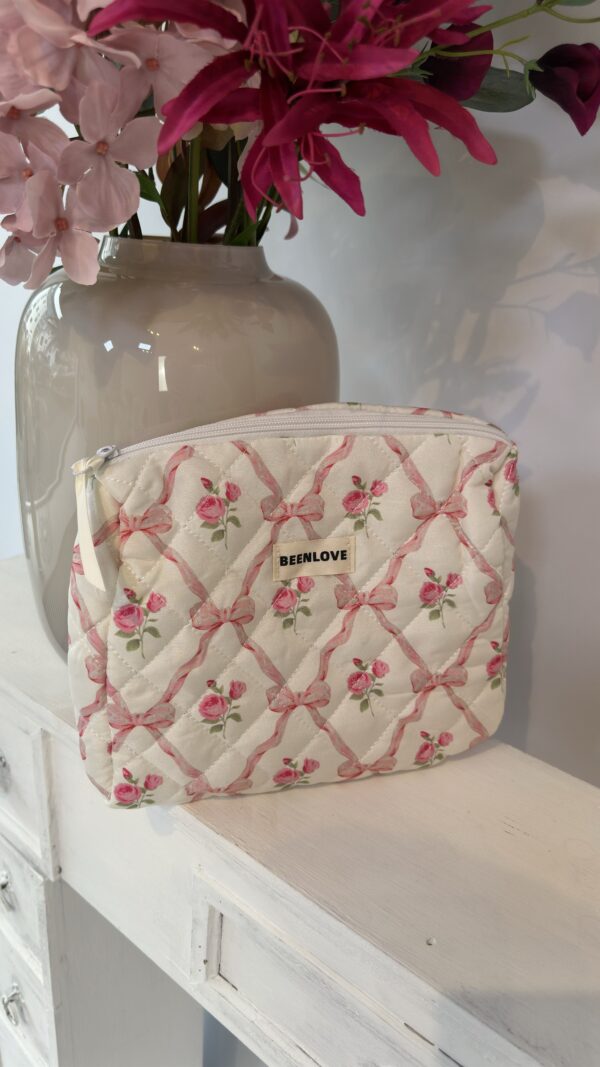 Kosmetiktasche 2