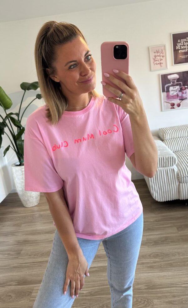 Mom Club shirt pink