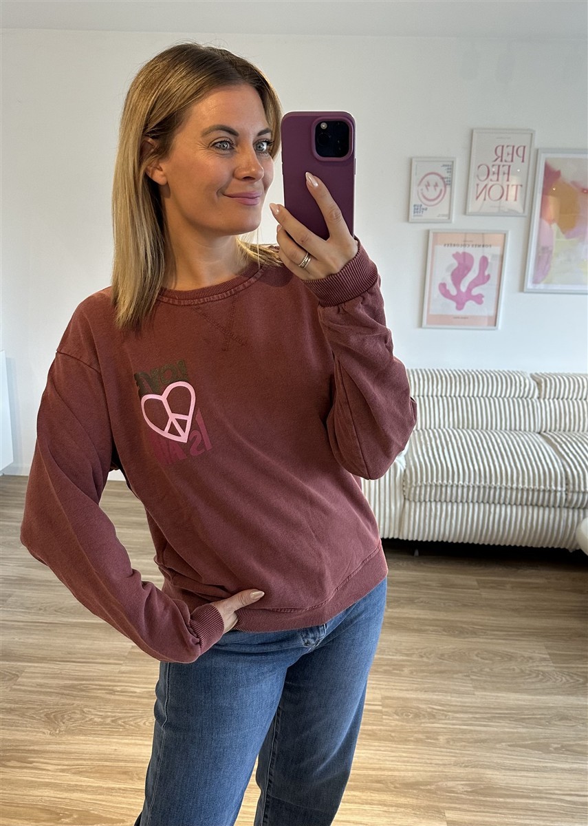 Sweater love in the air beere 1