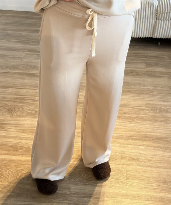 Hose cozy beige 2