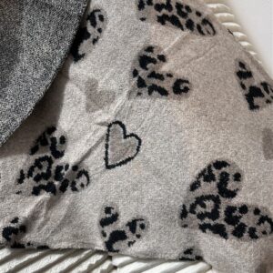 Schal Leoherz hellbeige