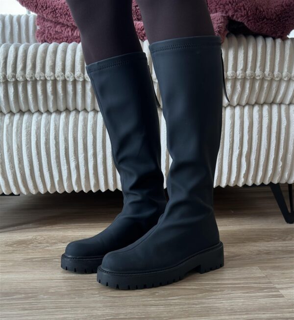Stiefel schwarz 1