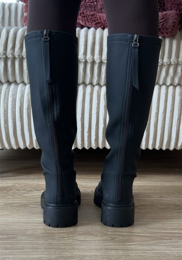 Stiefel schwarz 2