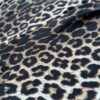 Hose mit weitem Bein leomuster